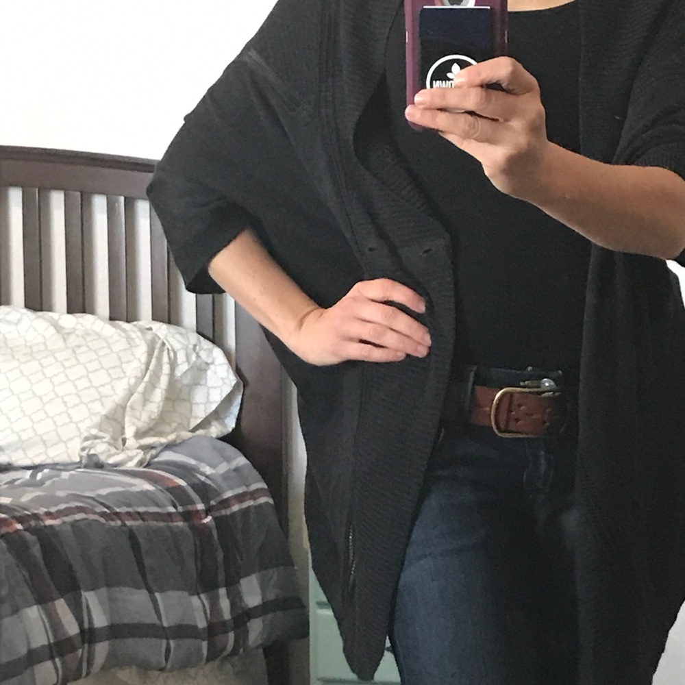 Lululemon Lotus Wrap Black Sweater NWOT